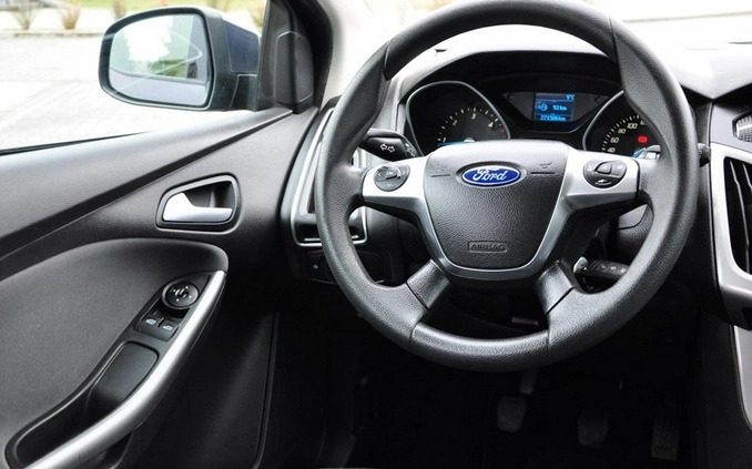 Ford Focus cena 24900 przebieg: 221000, rok produkcji 2013 z Płoty małe 704